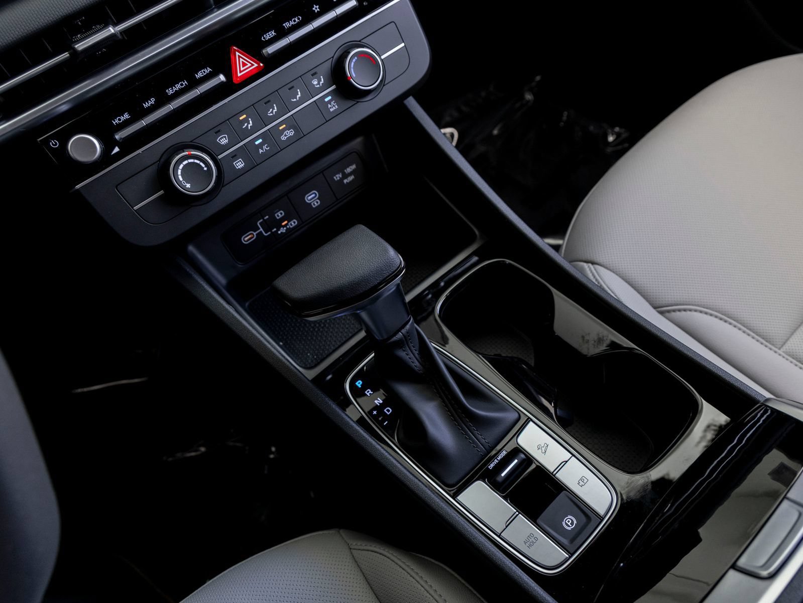 New 2027 Hyundai Santa Cruz SE FWD image 17