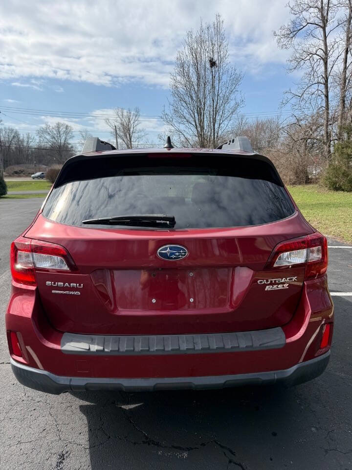 Used 2017 Subaru Outback 2.5i Premium image 5