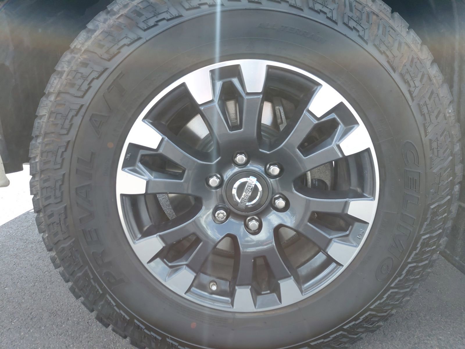 Used 2019 Nissan Titan PRO-4X image 12