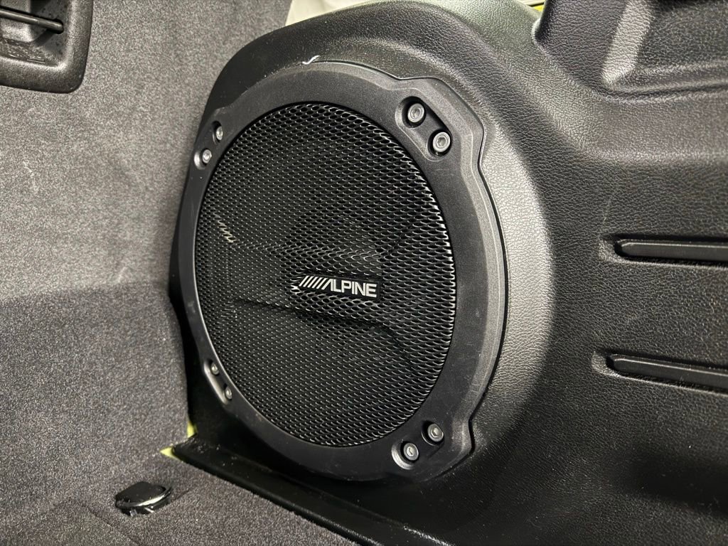 Used 2023 Jeep Wrangler Unlimited w/ Cold Weather Group image 12