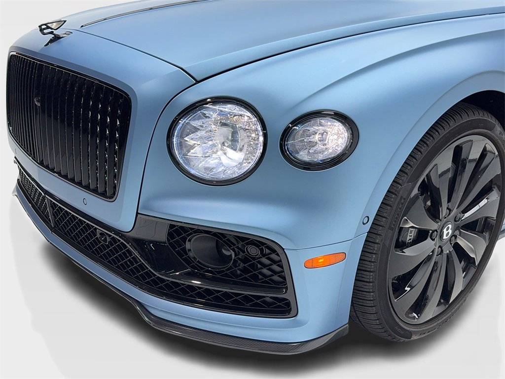 Used 2022 Bentley Flying Spur W12 image 5