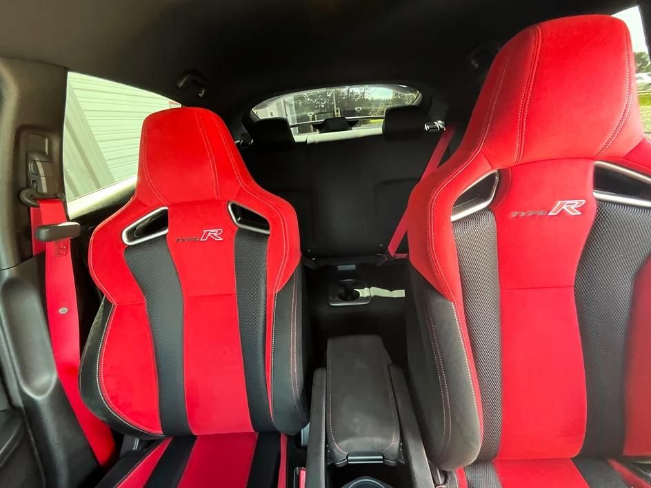 Used 2021 Honda Civic Type R Limited image 33