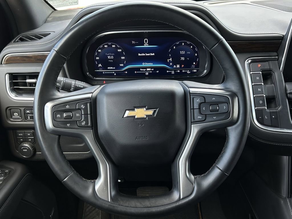 Used 2024 Chevrolet Suburban Premier AWD/4WD image 13