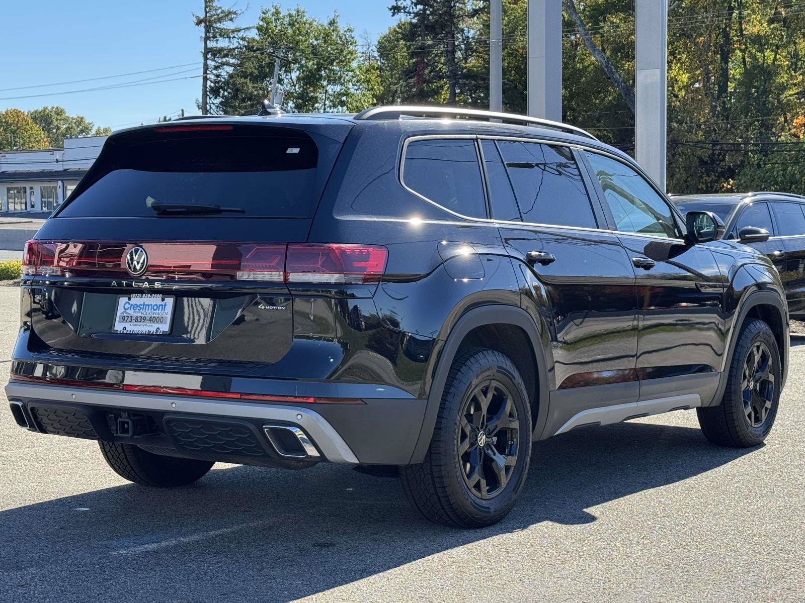 Certified 2026 Volkswagen Atlas Peak Edition AWD/4WD image 3
