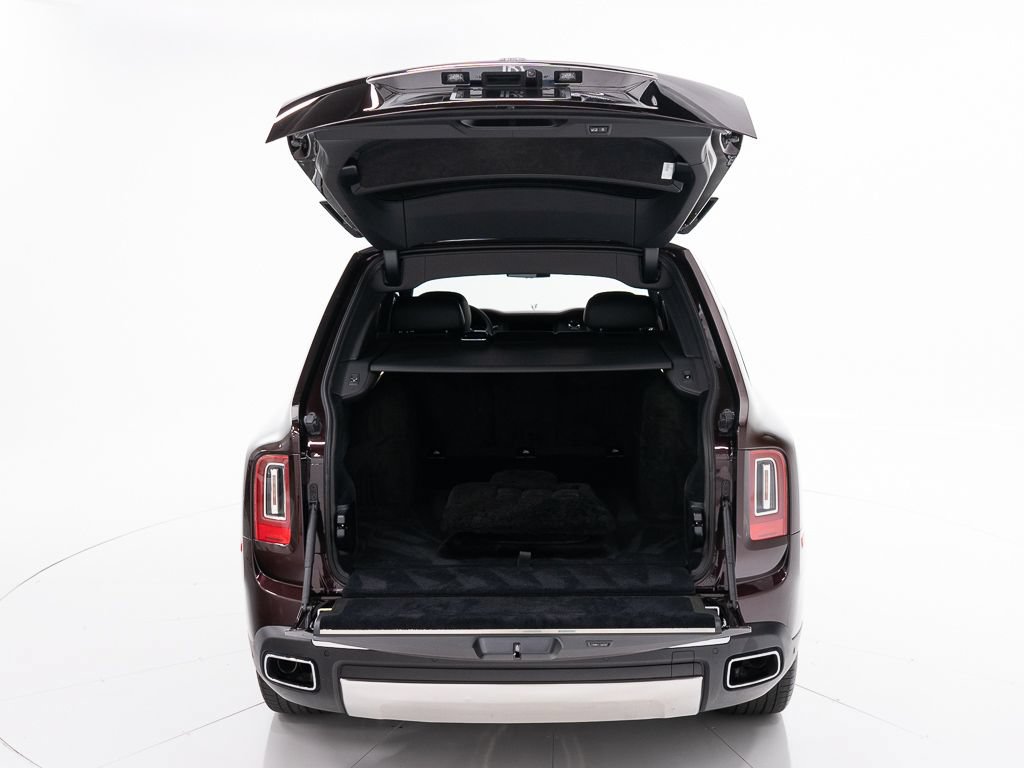 Certified 2023 Rolls-Royce Cullinan AWD/4WD image 52
