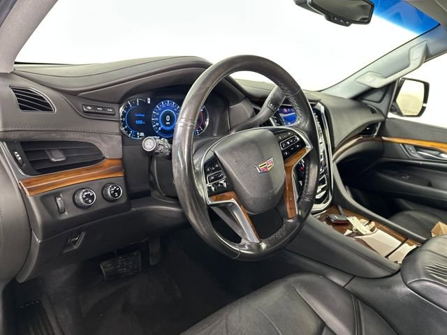 Used 2016 Cadillac Escalade ESV Premium image 13