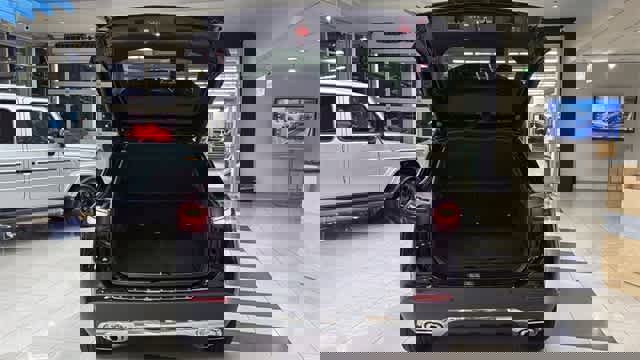 Certified 2025 Mercedes-Benz GLA 250 4MATIC image 25