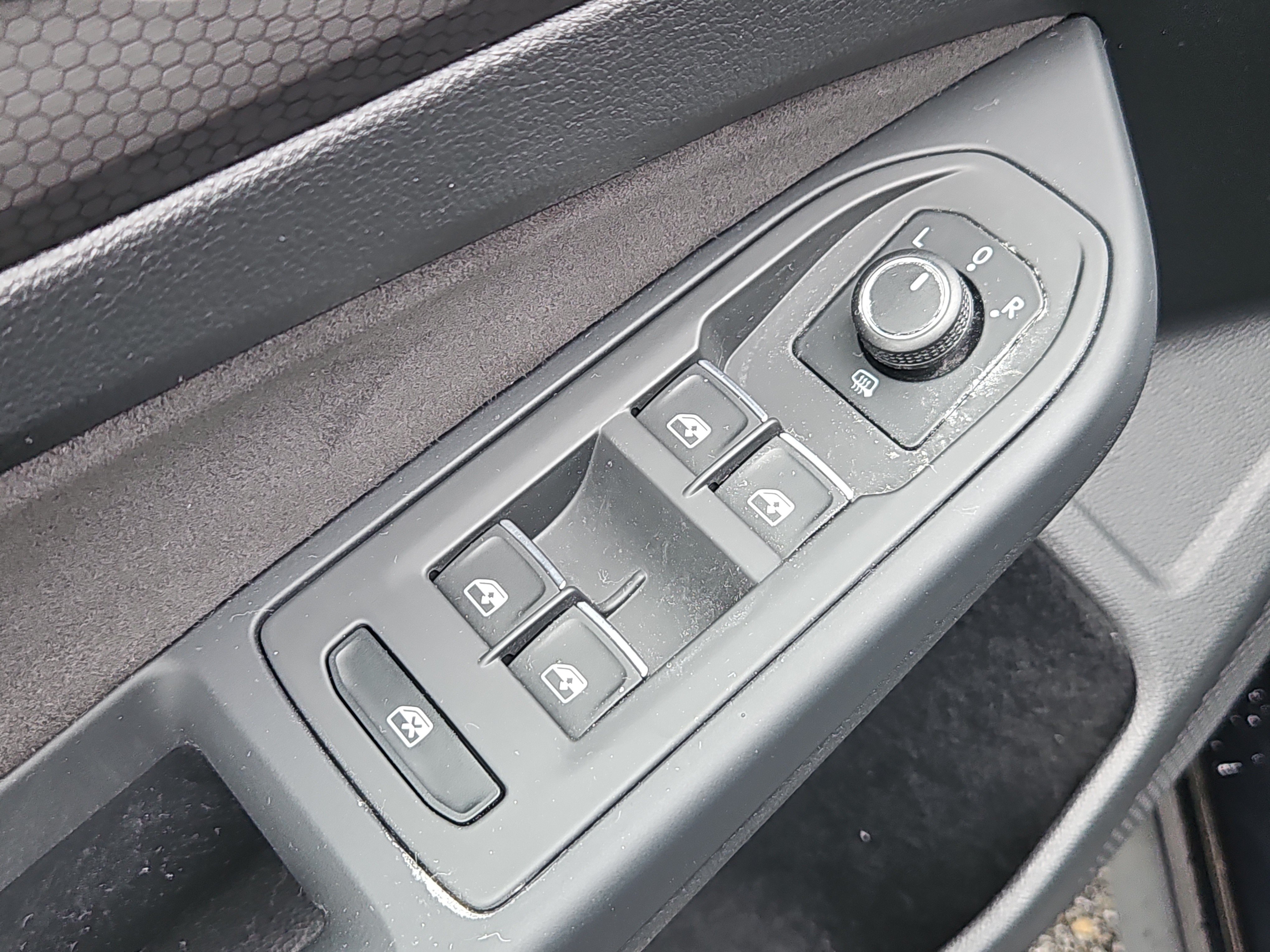 Certified 2023 Volkswagen GTI S FWD image 20
