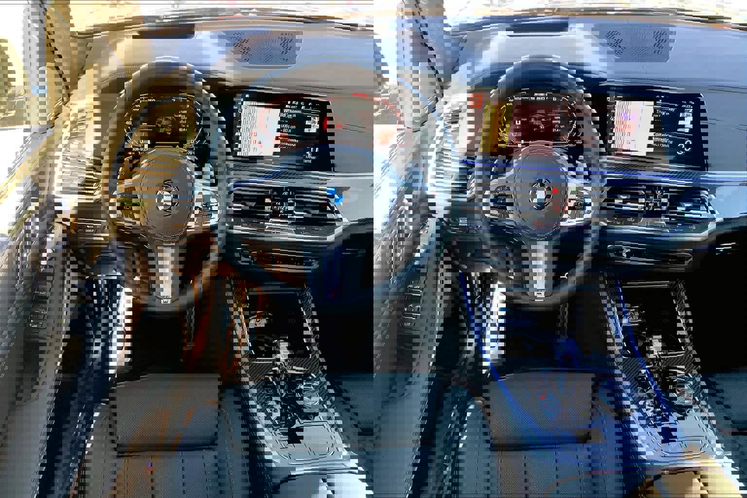 Used 2021 BMW X5 M50i w/ Executive Package image 10