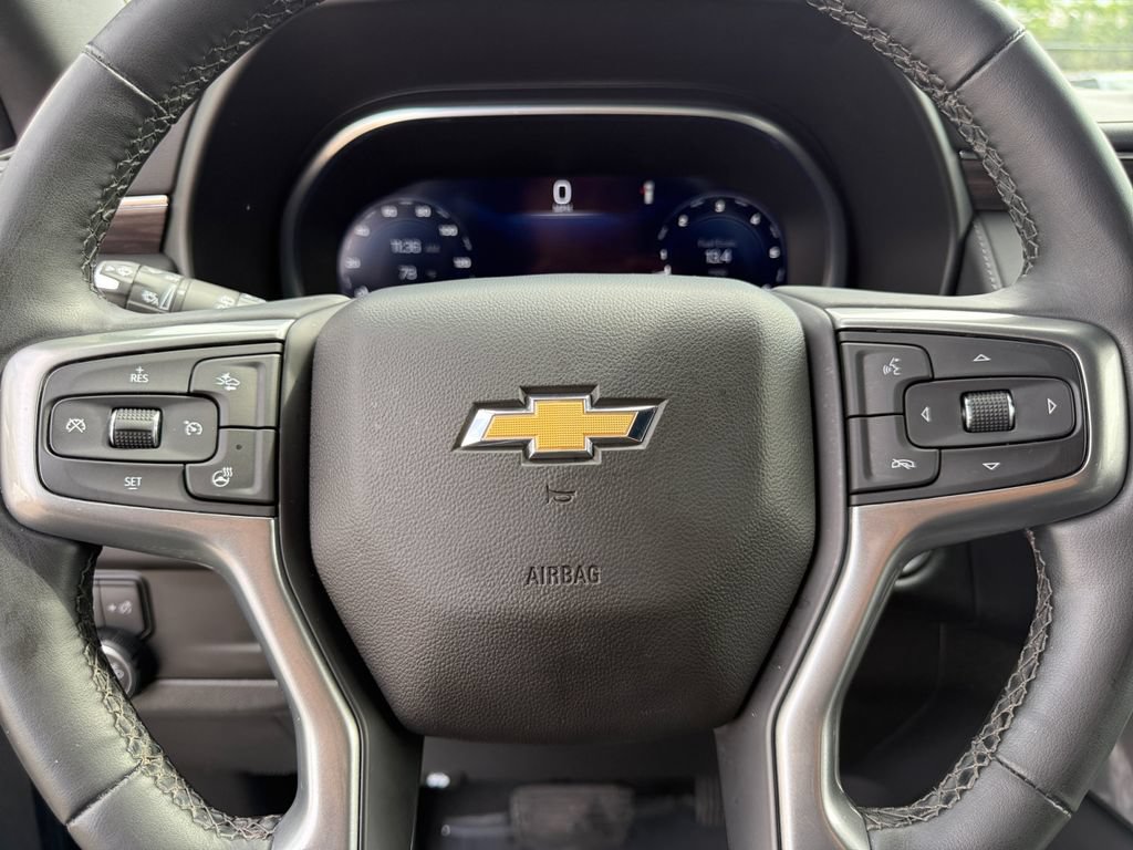 Used 2023 Chevrolet Tahoe LT w/ Luxury Package AWD/4WD image 20