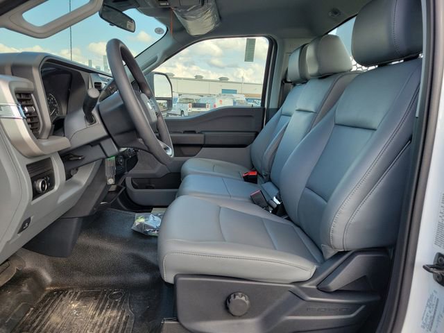 New 2025 Ford F350 XL w/ XL Chrome Package image 8