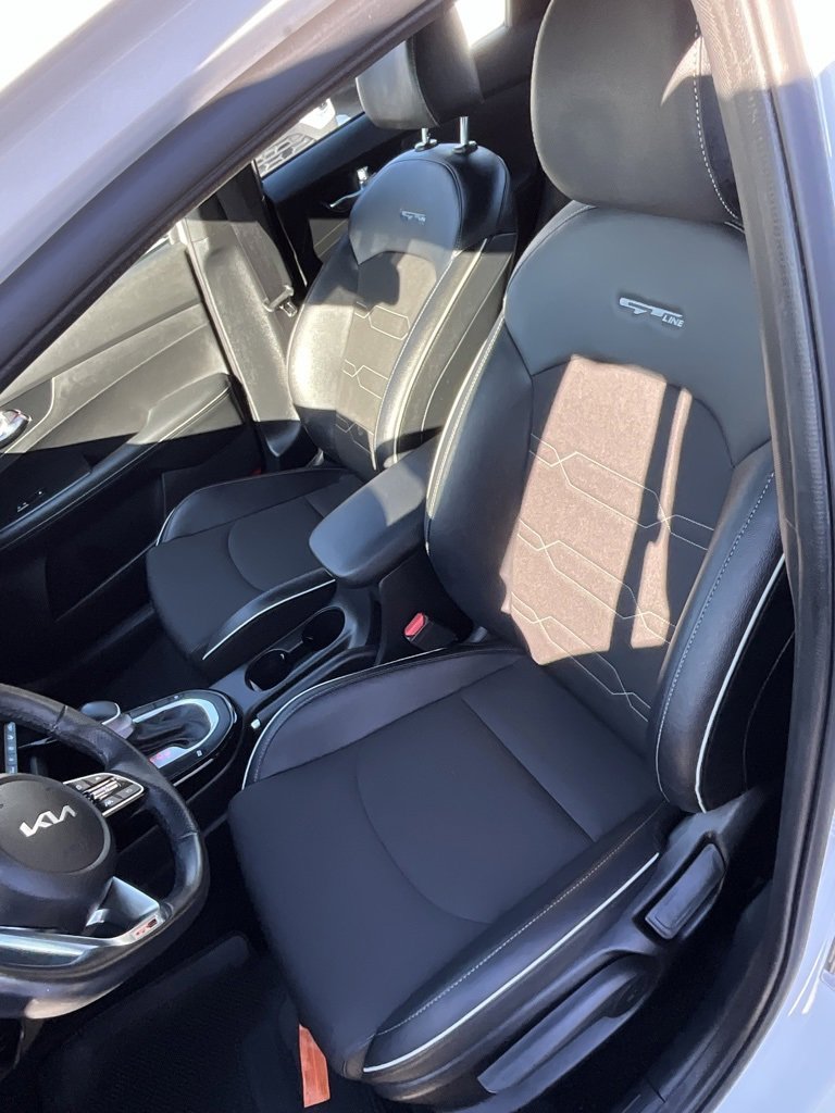 Used 2022 Kia Forte GT-Line image 9