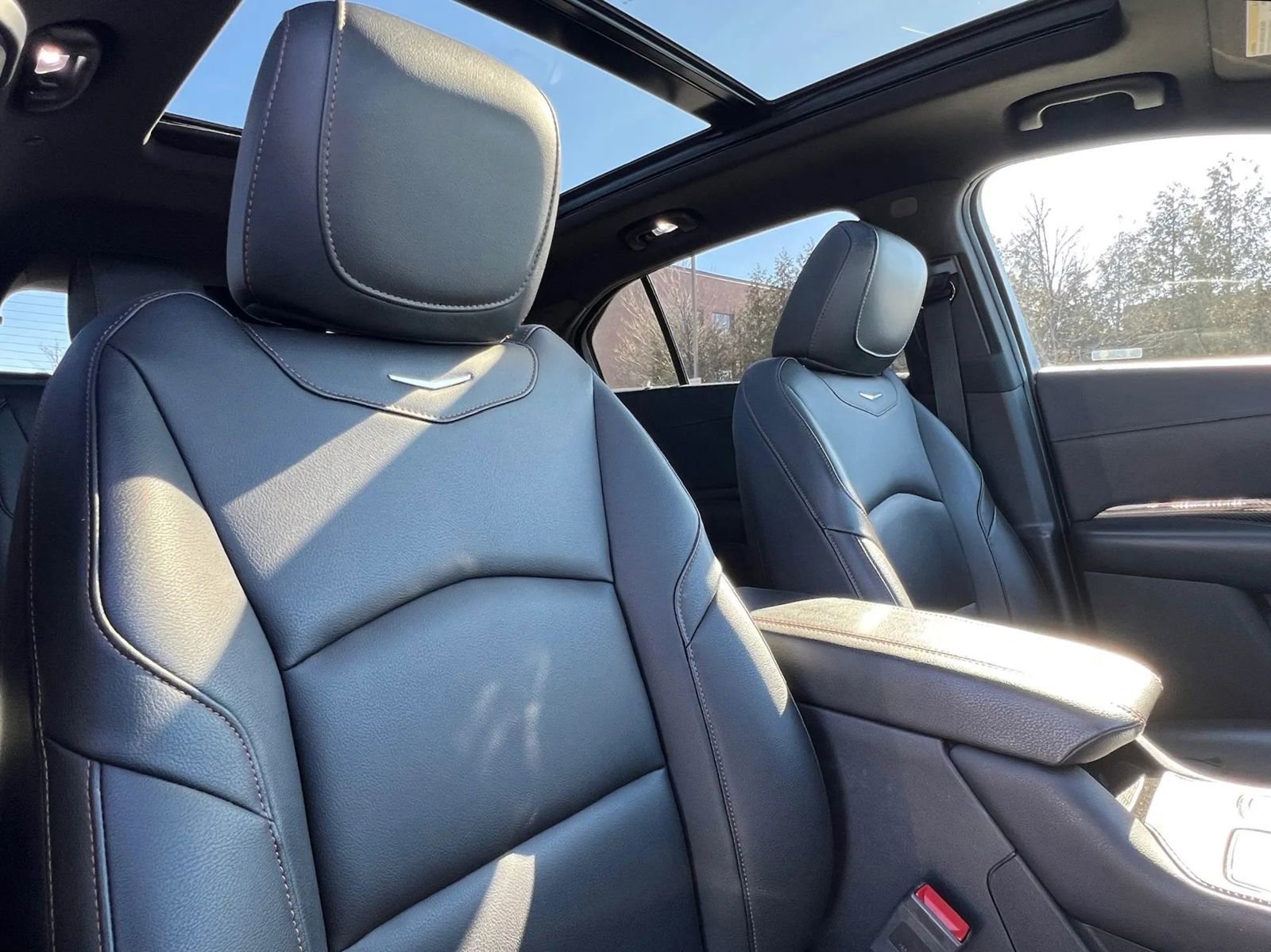 Used 2019 Cadillac XT4 Sport w/ Cold Weather Package image 13