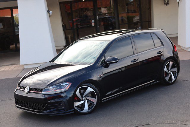 Used 2018 Volkswagen GTI SE w/ SE Leather Package FWD image 4