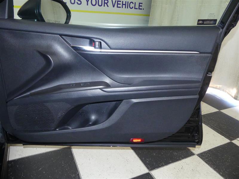 Used 2023 Toyota Camry SE image 23