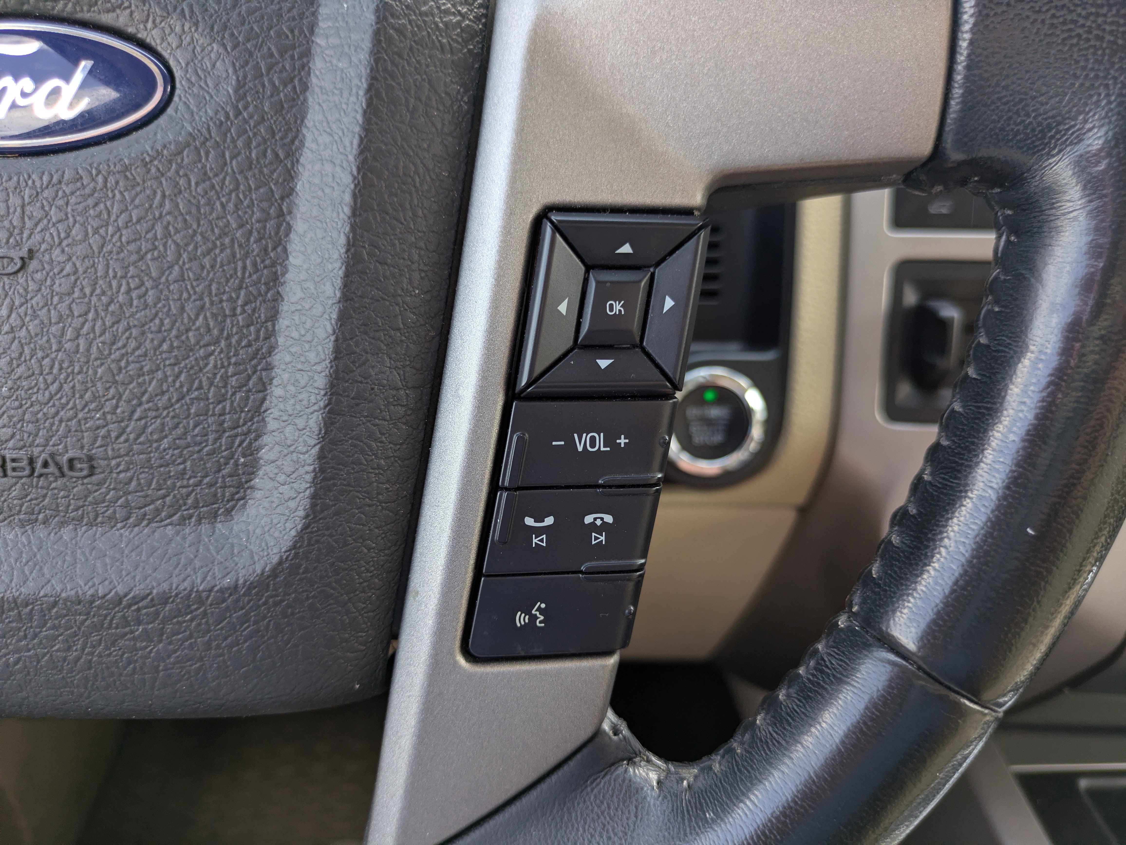 Used 2017 Ford Expedition Limited w/ Equipment Group 301A image 21