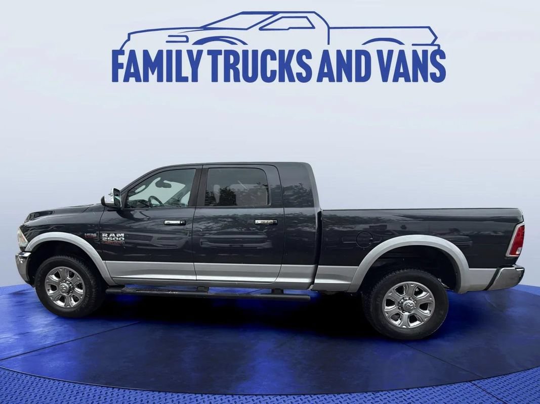 Used 2014 RAM 2500 Laramie w/ Convenience Group AWD/4WD image 2