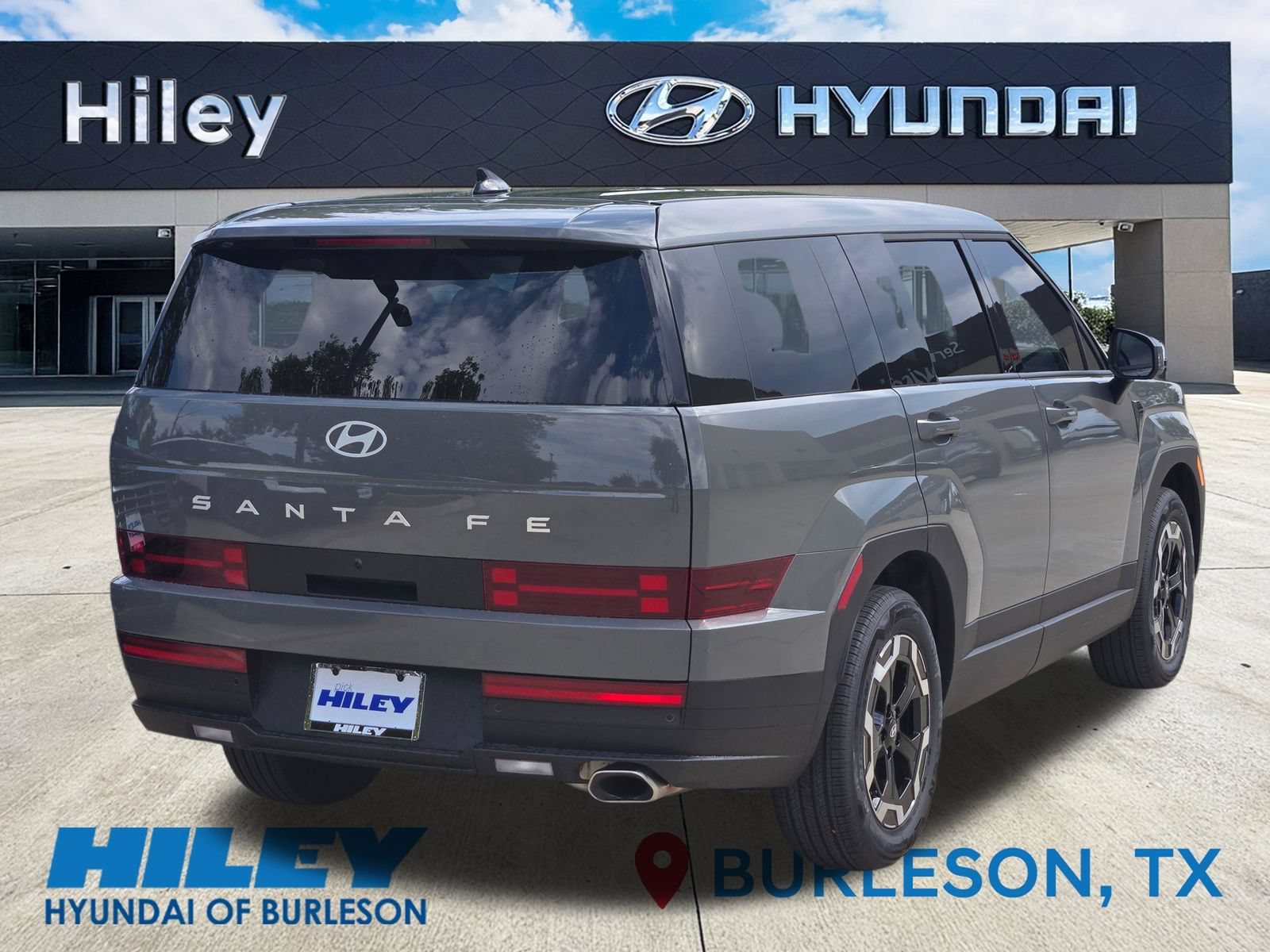 New 2027 Hyundai Santa Fe SE FWD image 4