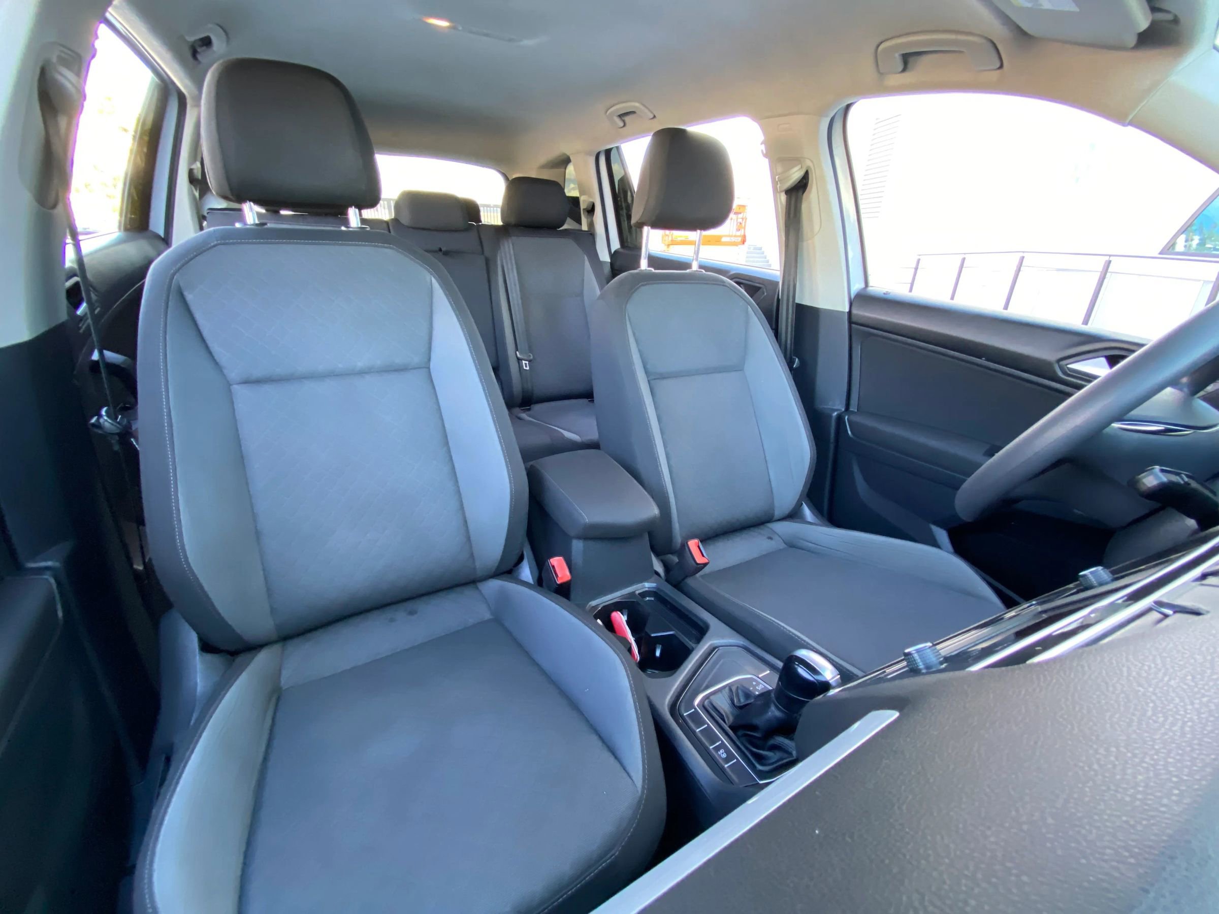 Used 2019 Volkswagen Tiguan S image 31