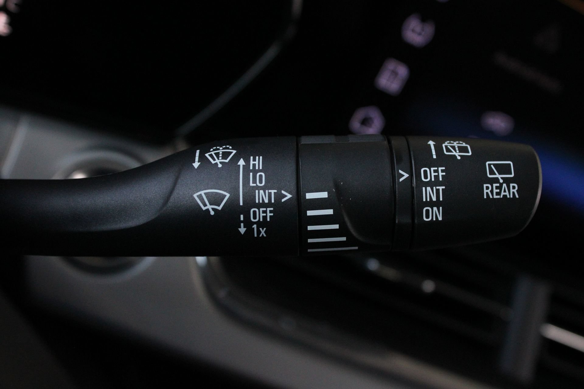New 2026 Chevrolet Trax LT w/ Driver Confidence Package FWD image 33