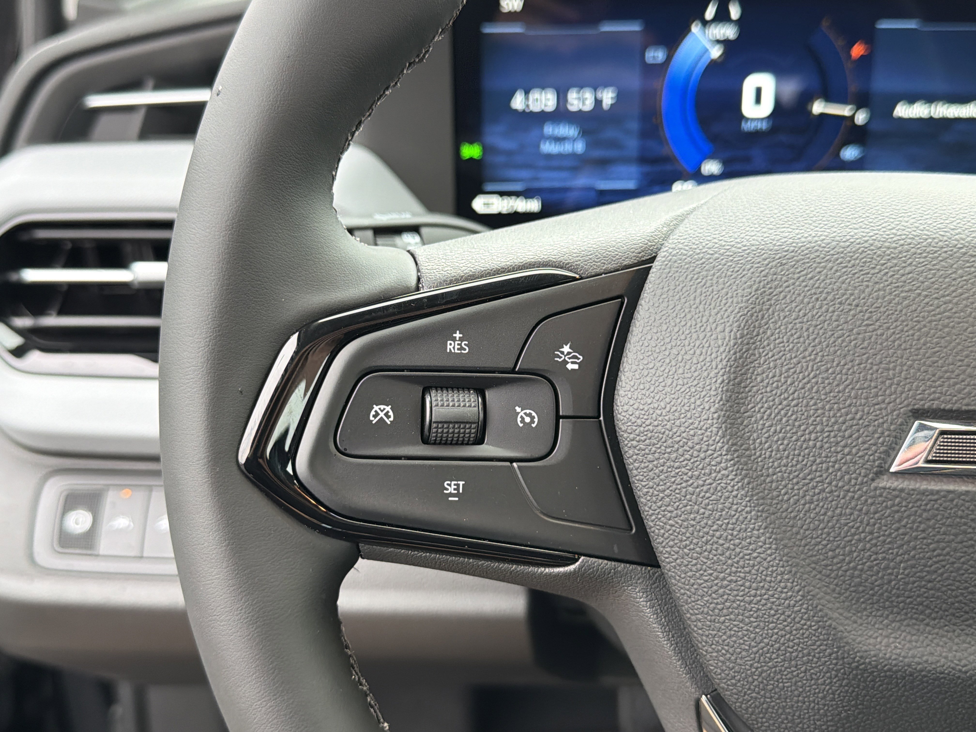 New 2027 Chevrolet Bolt LT FWD image 16