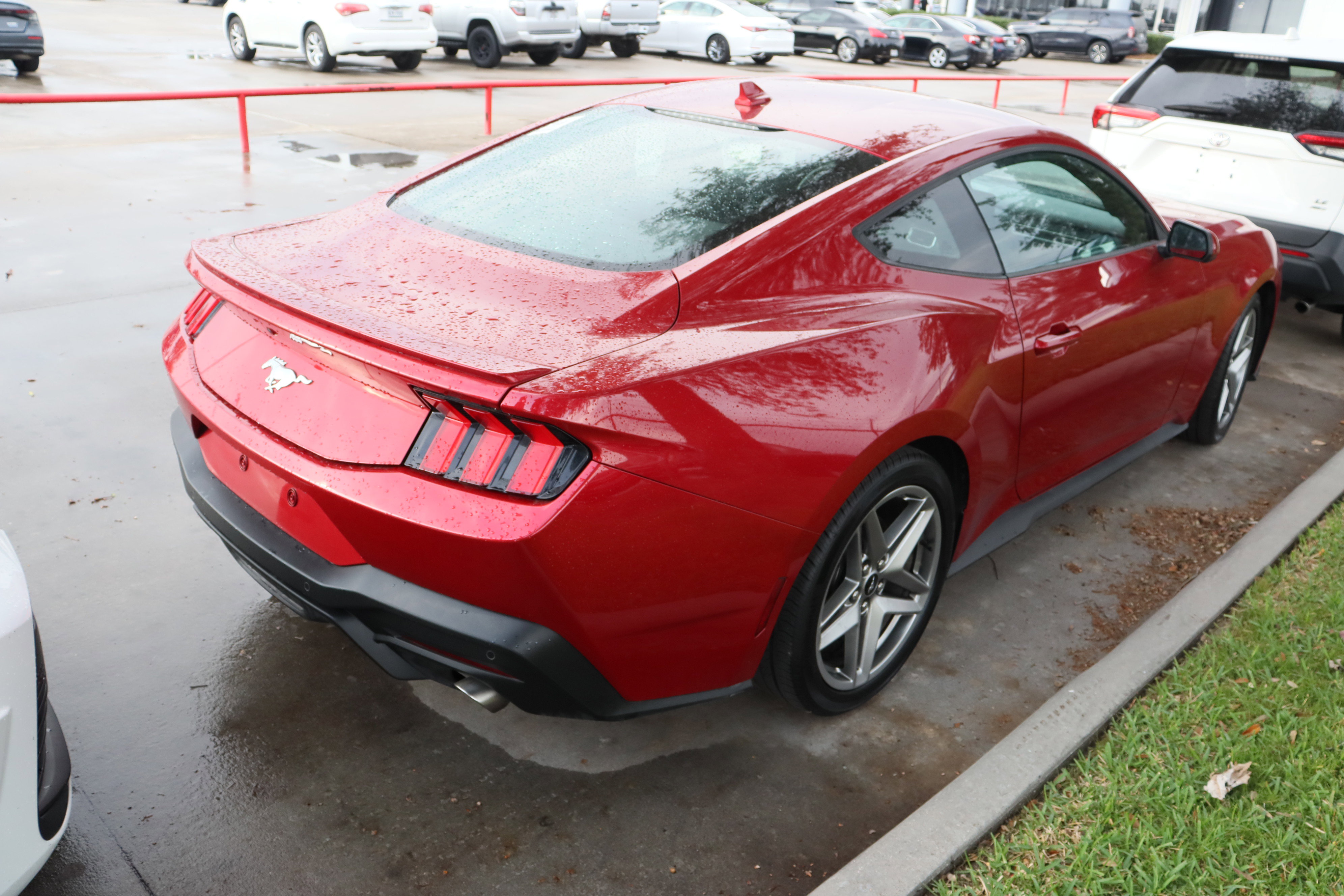 Used 2024 Ford Mustang Premium image 9