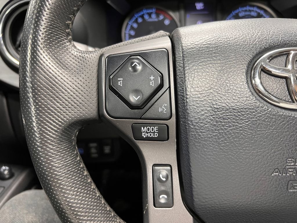 Used 2020 Toyota Tacoma TRD Sport w/ Advanced Technology Package AWD/4WD image 7