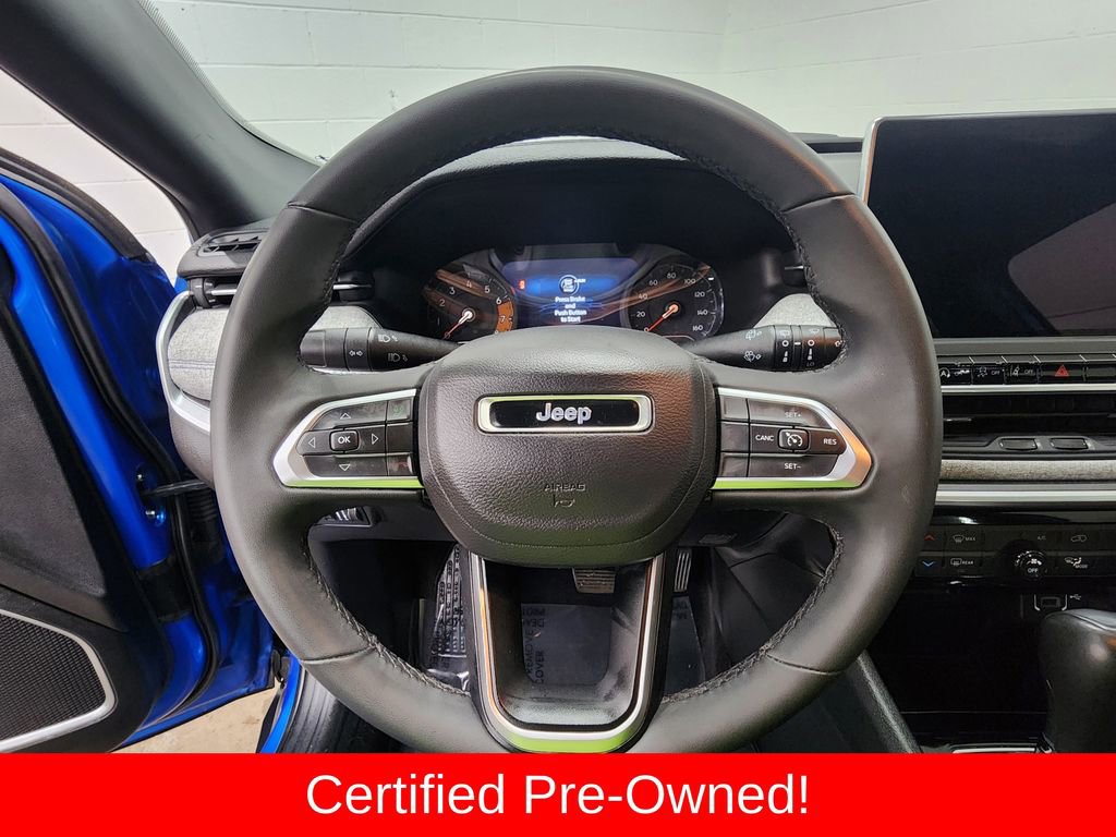Used 2024 Jeep Compass Latitude image 13