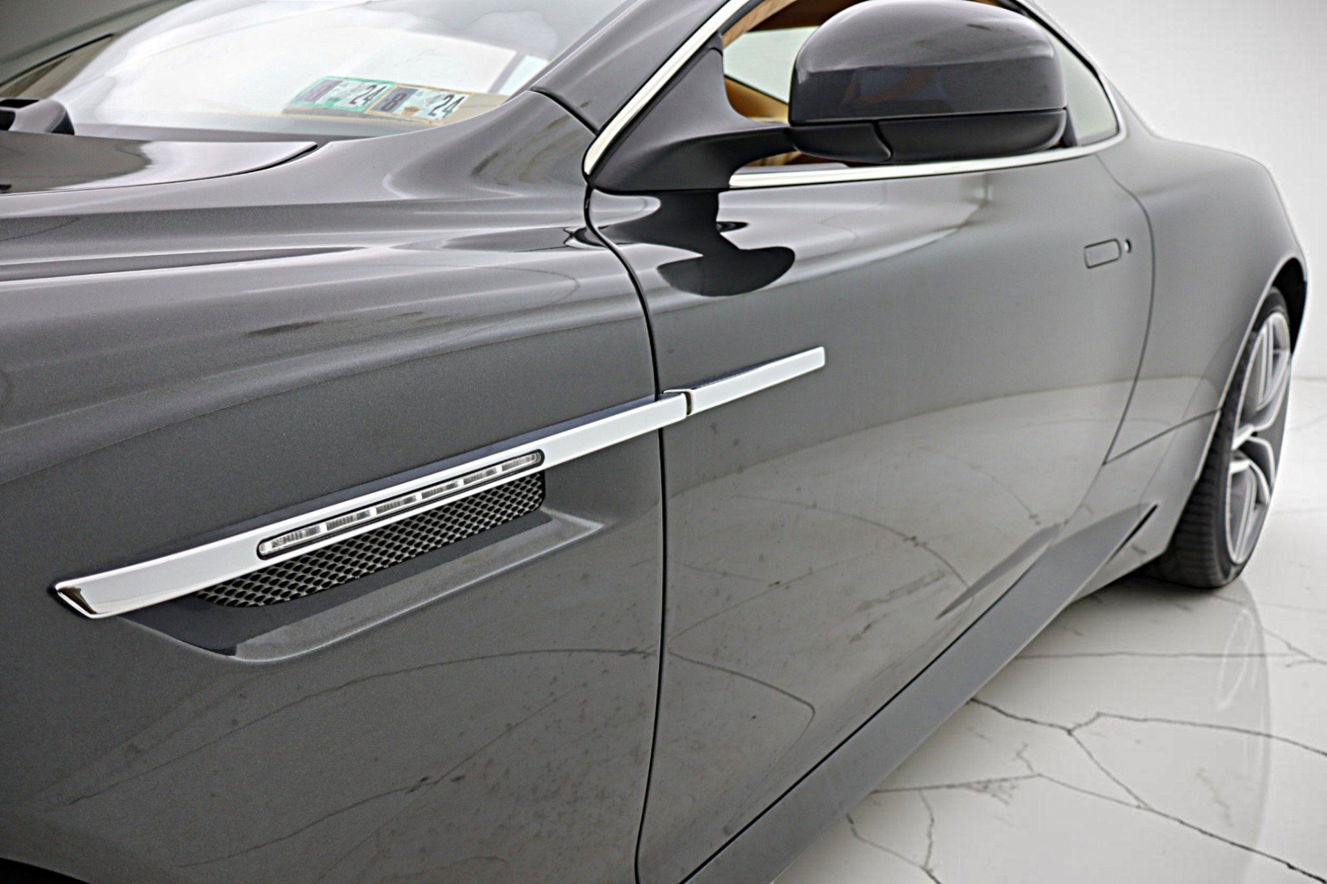 Used 2012 Aston Martin Virage Coupe RWD image 21