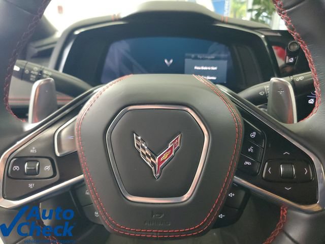 Used 2022 Chevrolet Corvette Stingray Premium Conv w/ Z51 Performance Package RWD image 17