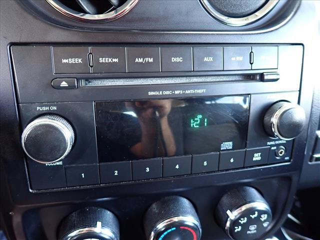 Used 2015 Jeep Patriot Sport w/ Power Value Group FWD image 19