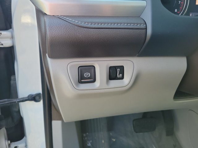 Used 2021 GMC Acadia SLT FWD image 22