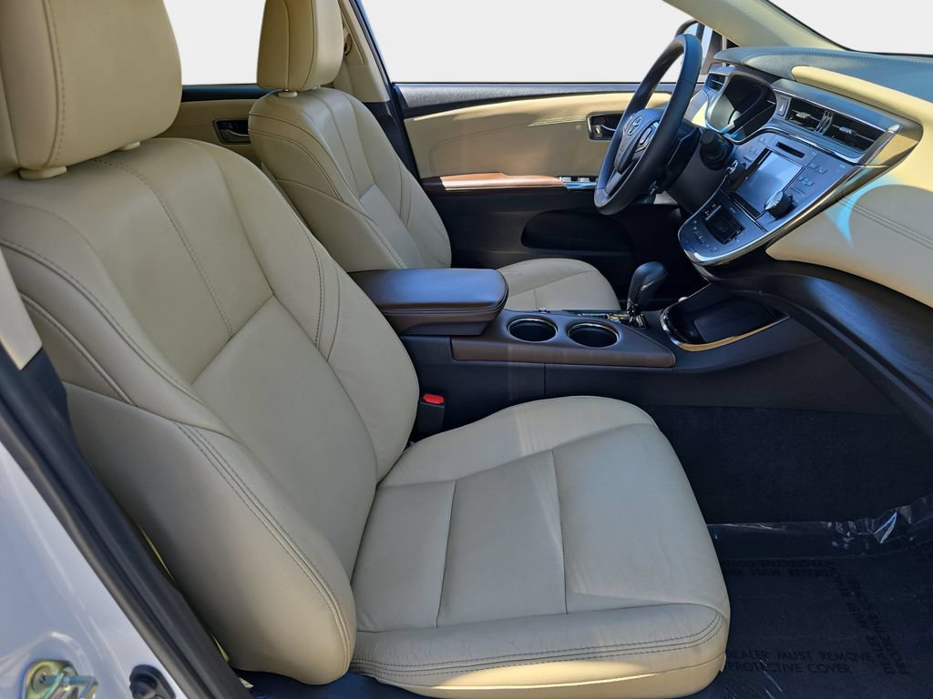 Used 2016 Toyota Avalon Limited FWD image 12