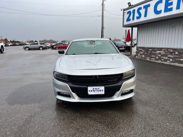 Used 2020 Dodge Charger SXT w/ Blacktop Package AWD/4WD image 2