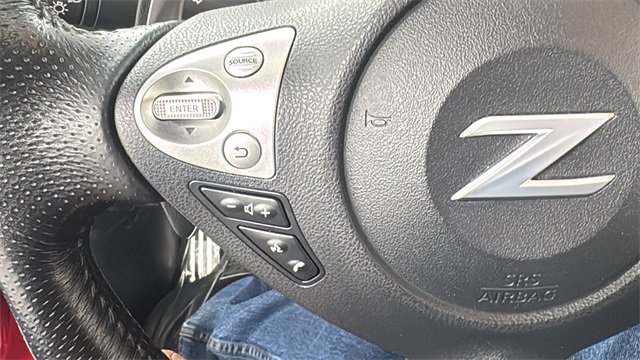 Used 2017 Nissan 370Z Touring image 17