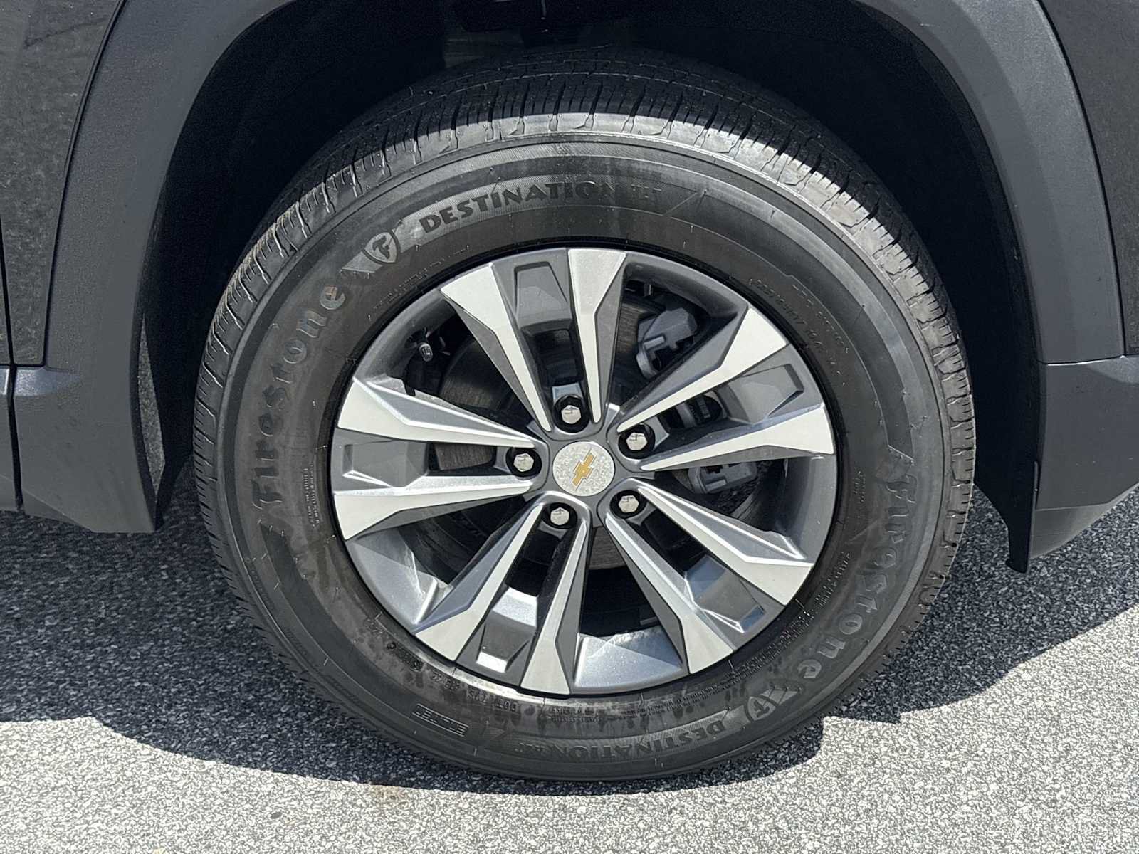 New 2026 Chevrolet Equinox LT FWD image 32