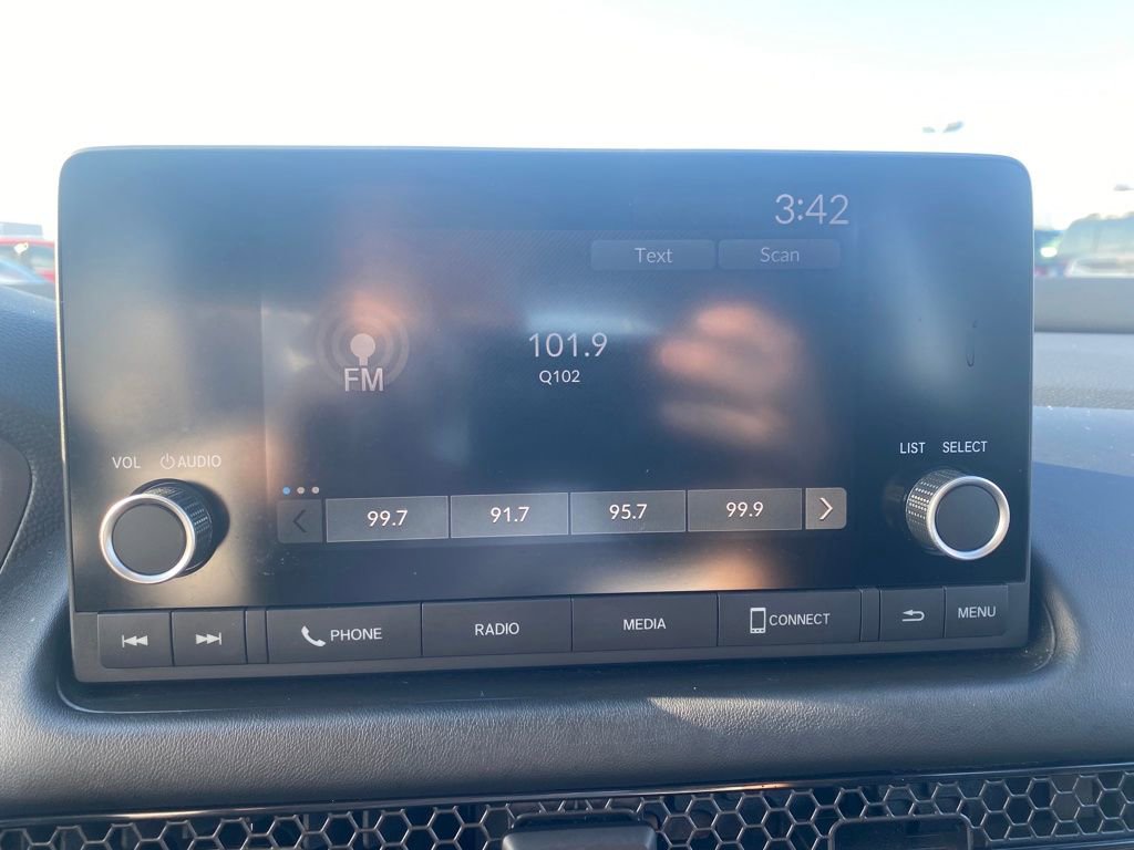 Used 2023 Honda HR-V LX image 12