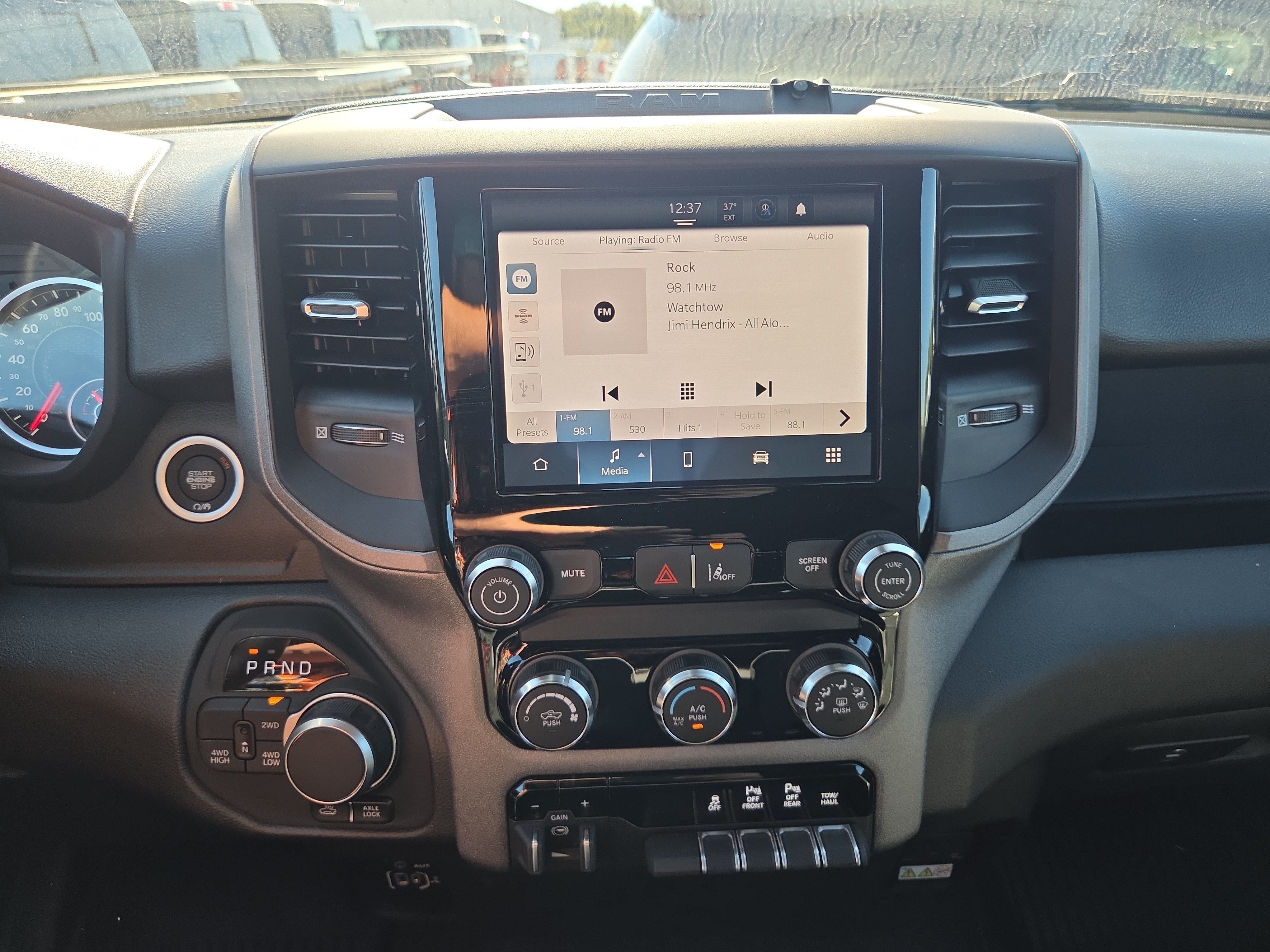 New 2027 RAM 1500 Warlock AWD/4WD image 10