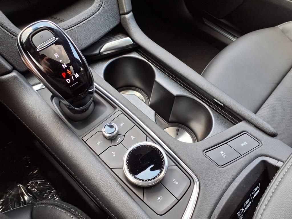 New 2025 Cadillac XT5 Premium Luxury w/ LPO, Floor Liner Package image 19