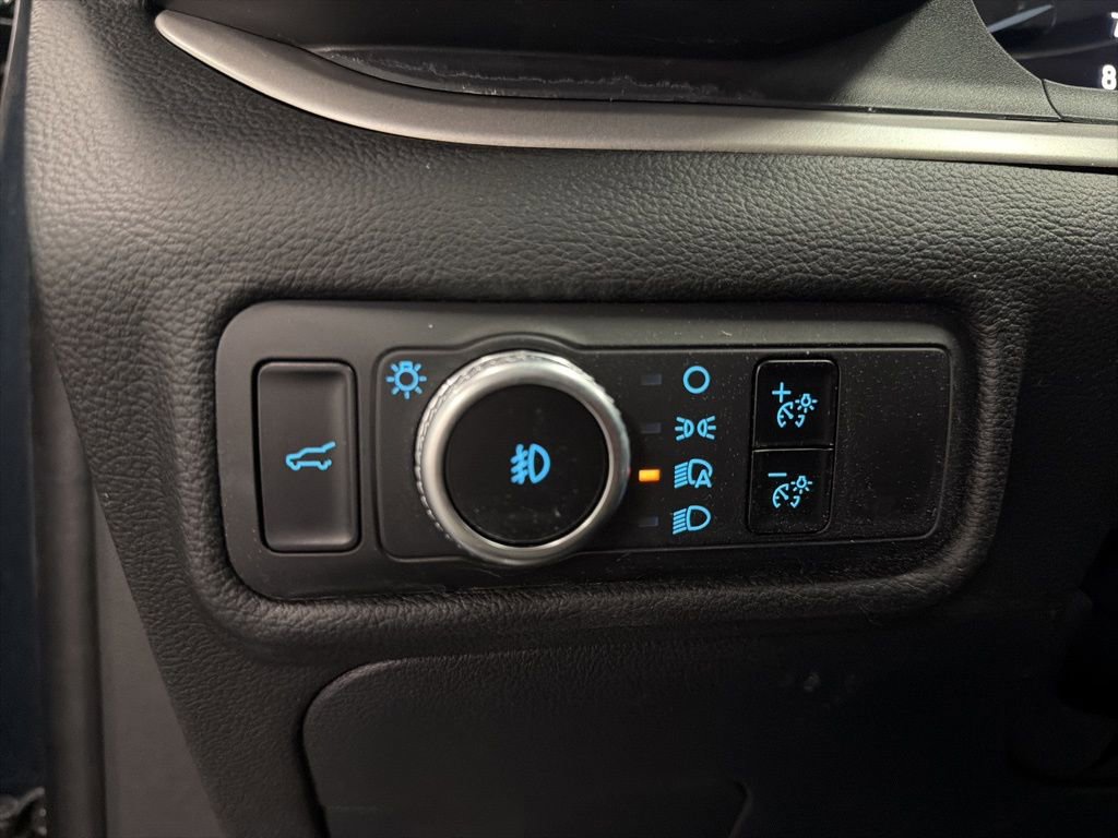 Used 2023 Ford Explorer XLT w/ Equipment Group 202A image 19