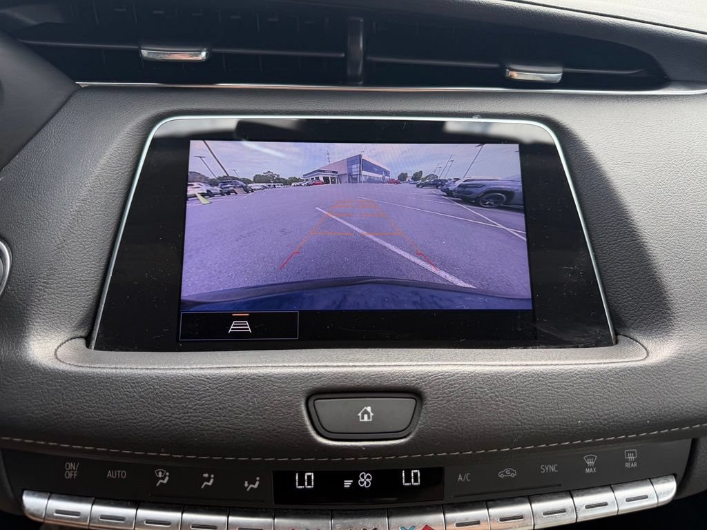 Used 2022 Cadillac XT4 Luxury FWD image 19
