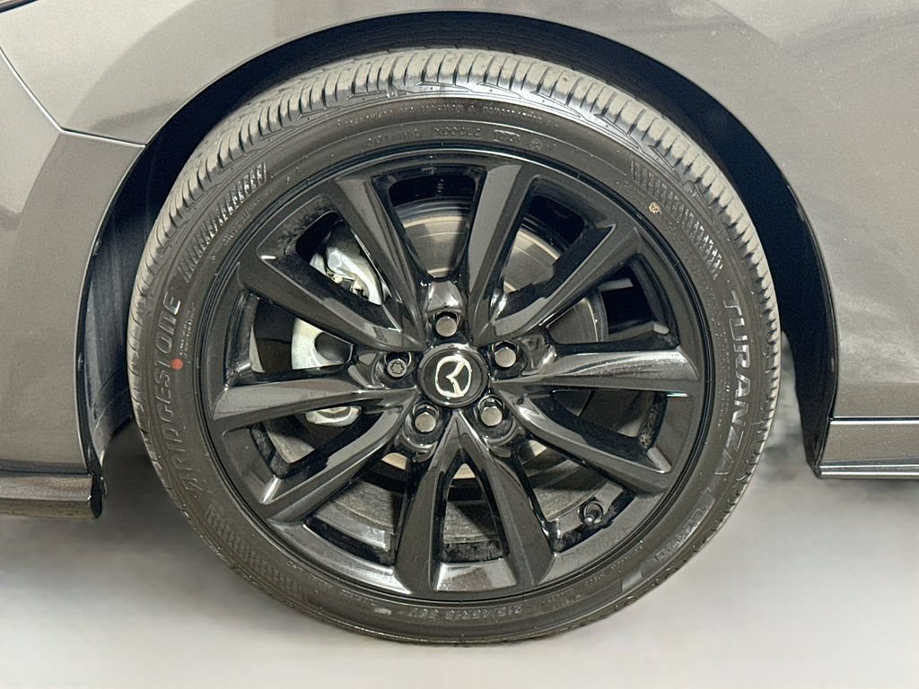 Certified 2026 MAZDA MAZDA3 Hatchback w/Premium Plus Pkg AWD/4WD image 30