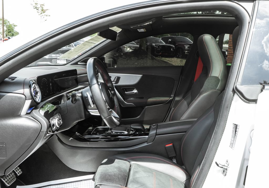Used 2023 Mercedes-Benz CLA 35 AMG 4MATIC image 22
