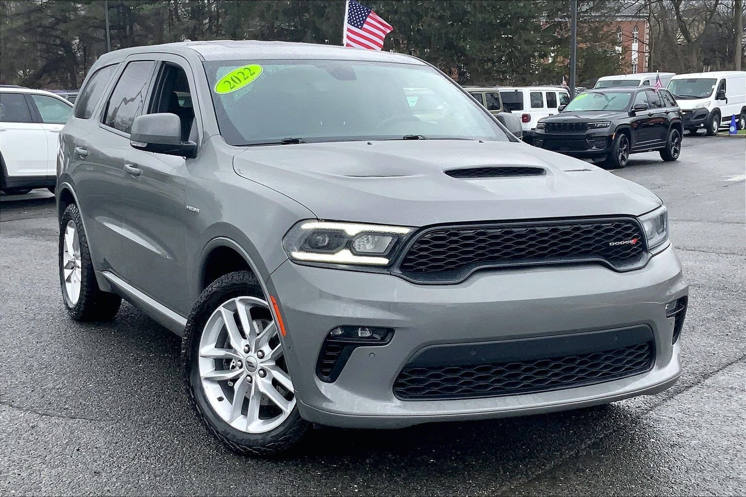 Used 2022 Dodge Durango R/T w/ Trailer Tow Group IV image 2