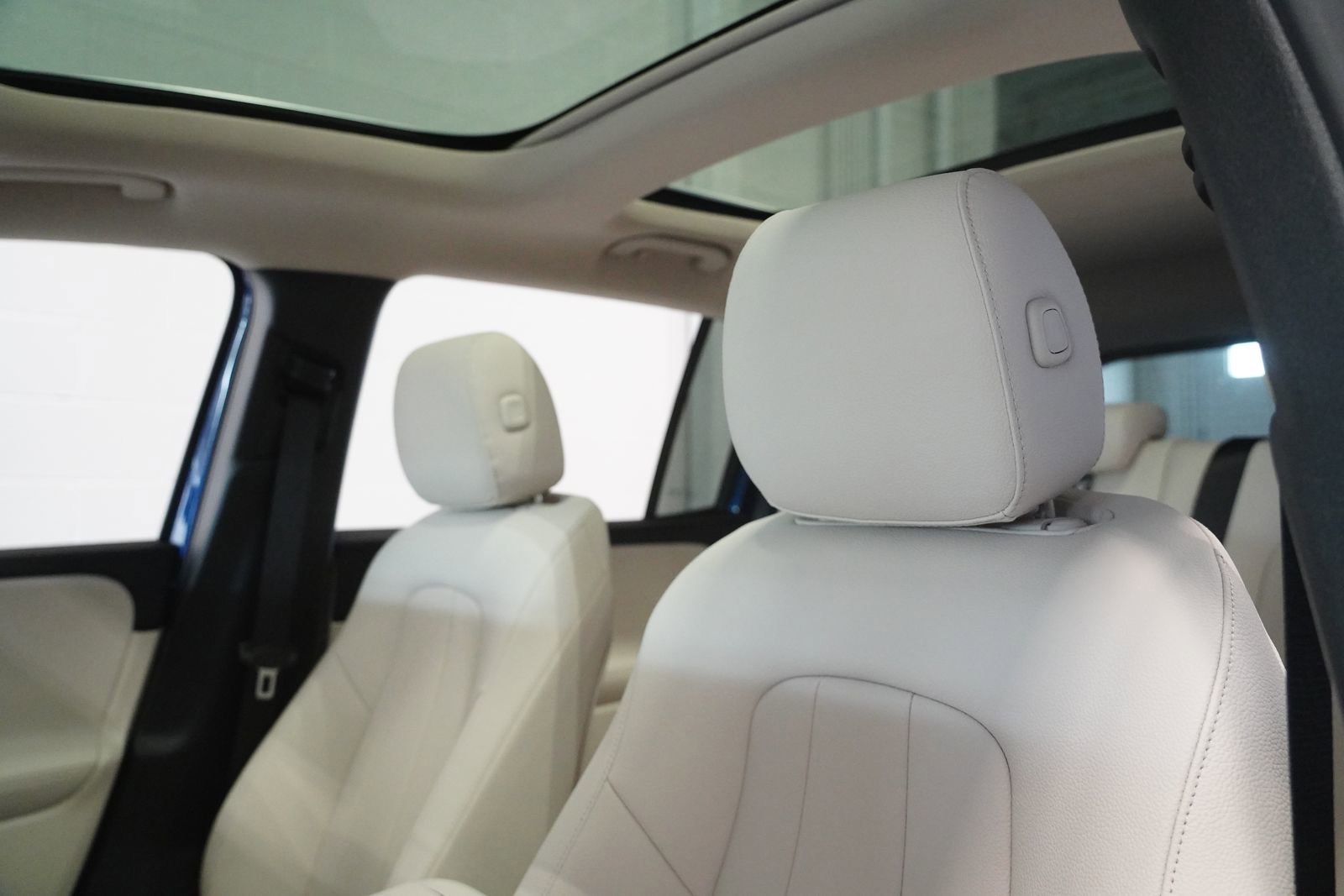 New 2026 Mercedes-Benz GLB 250 4MATIC image 15