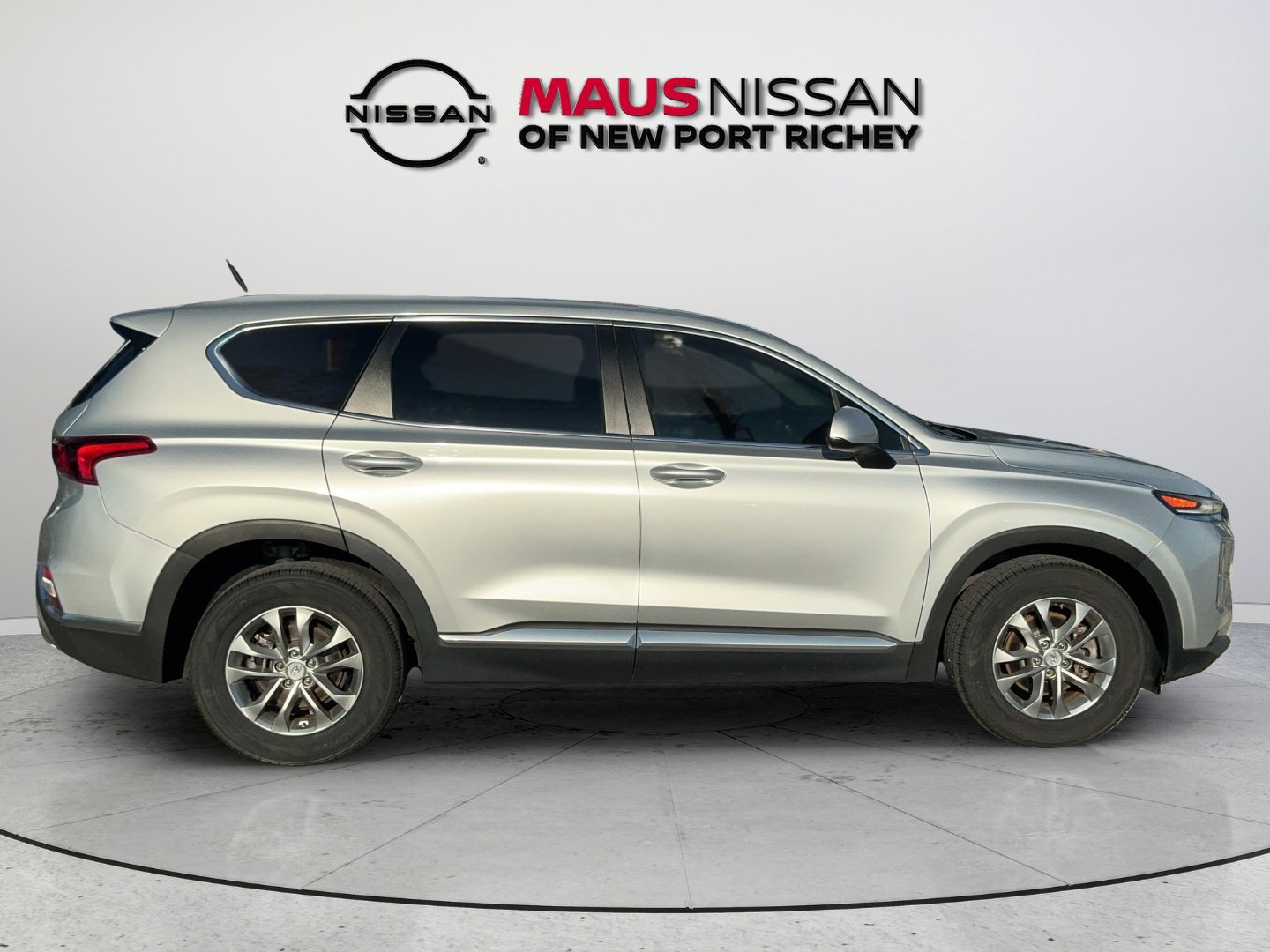 Used 2019 Hyundai Santa Fe SE FWD image 13
