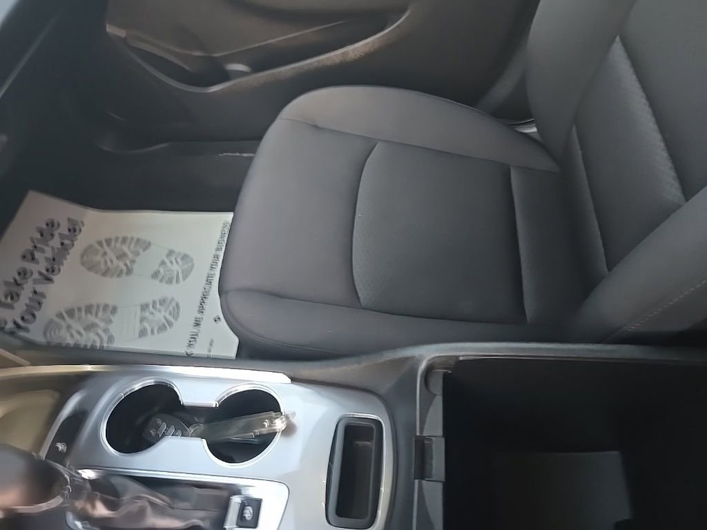 Used 2022 Chevrolet Malibu LT image 21