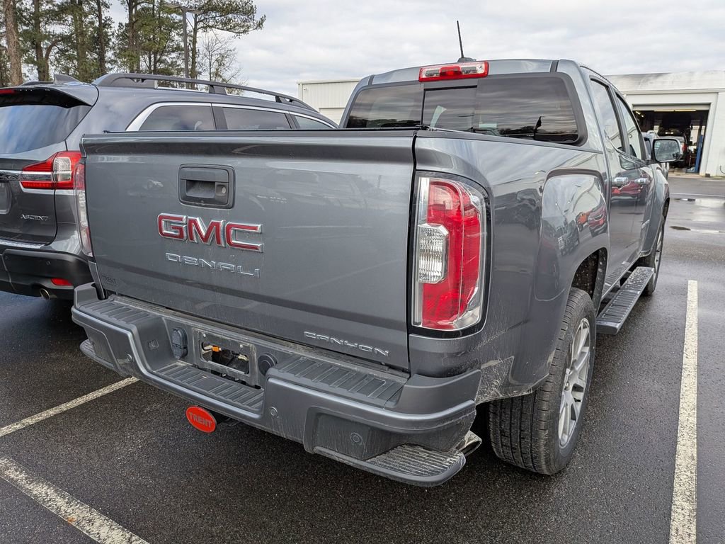 Certified 2022 GMC Canyon Denali image 9