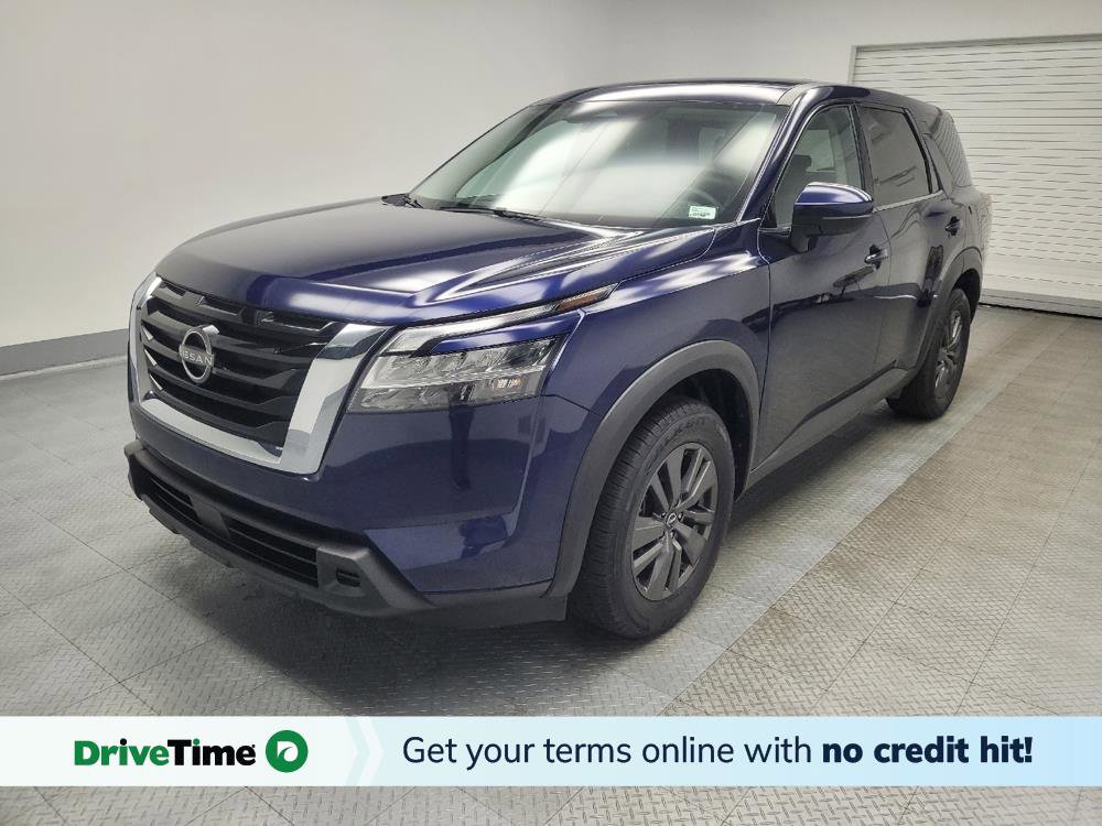 Used 2022 Nissan Pathfinder S image 1