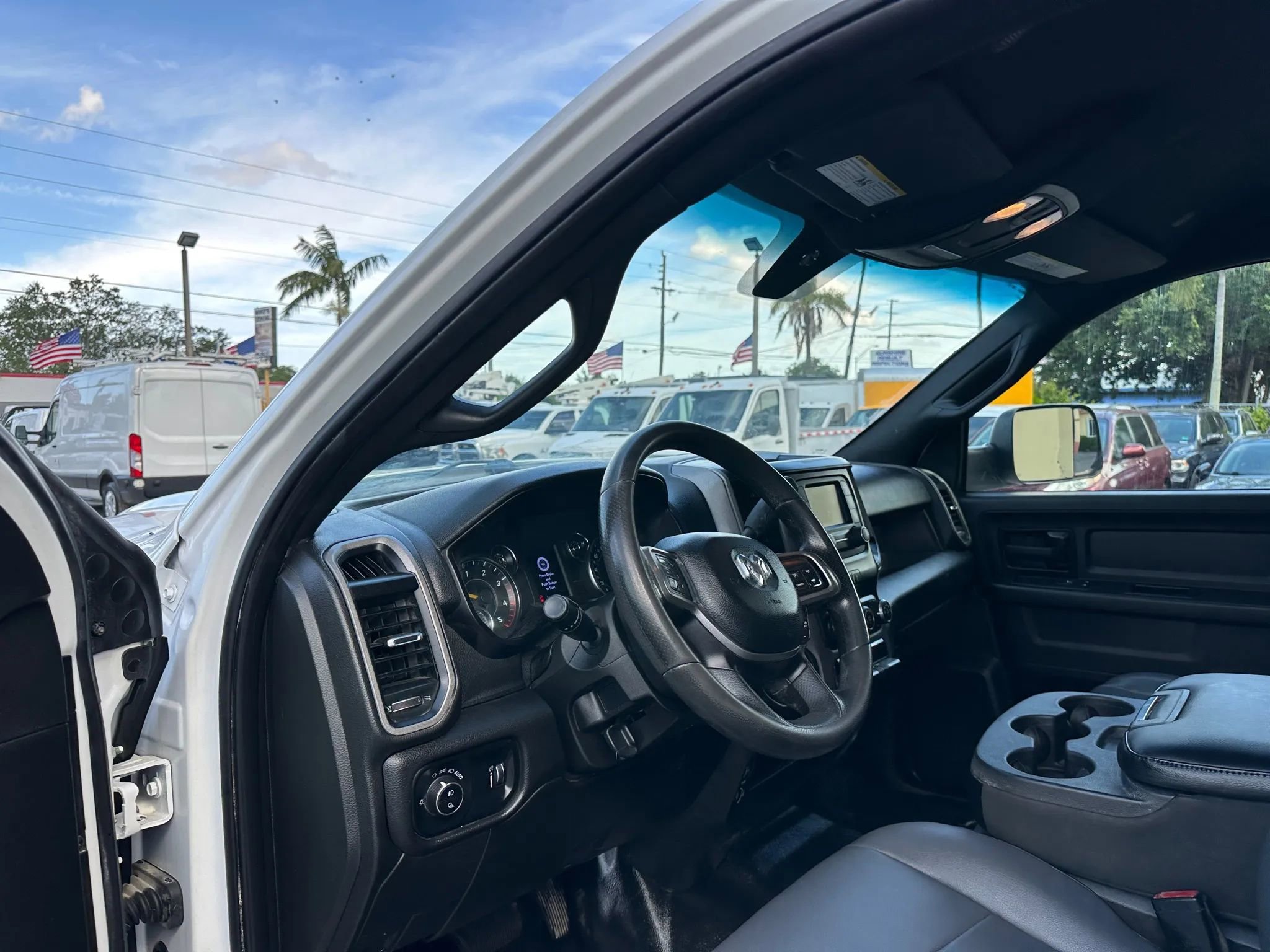 Used 2022 RAM 2500 Tradesman image 10